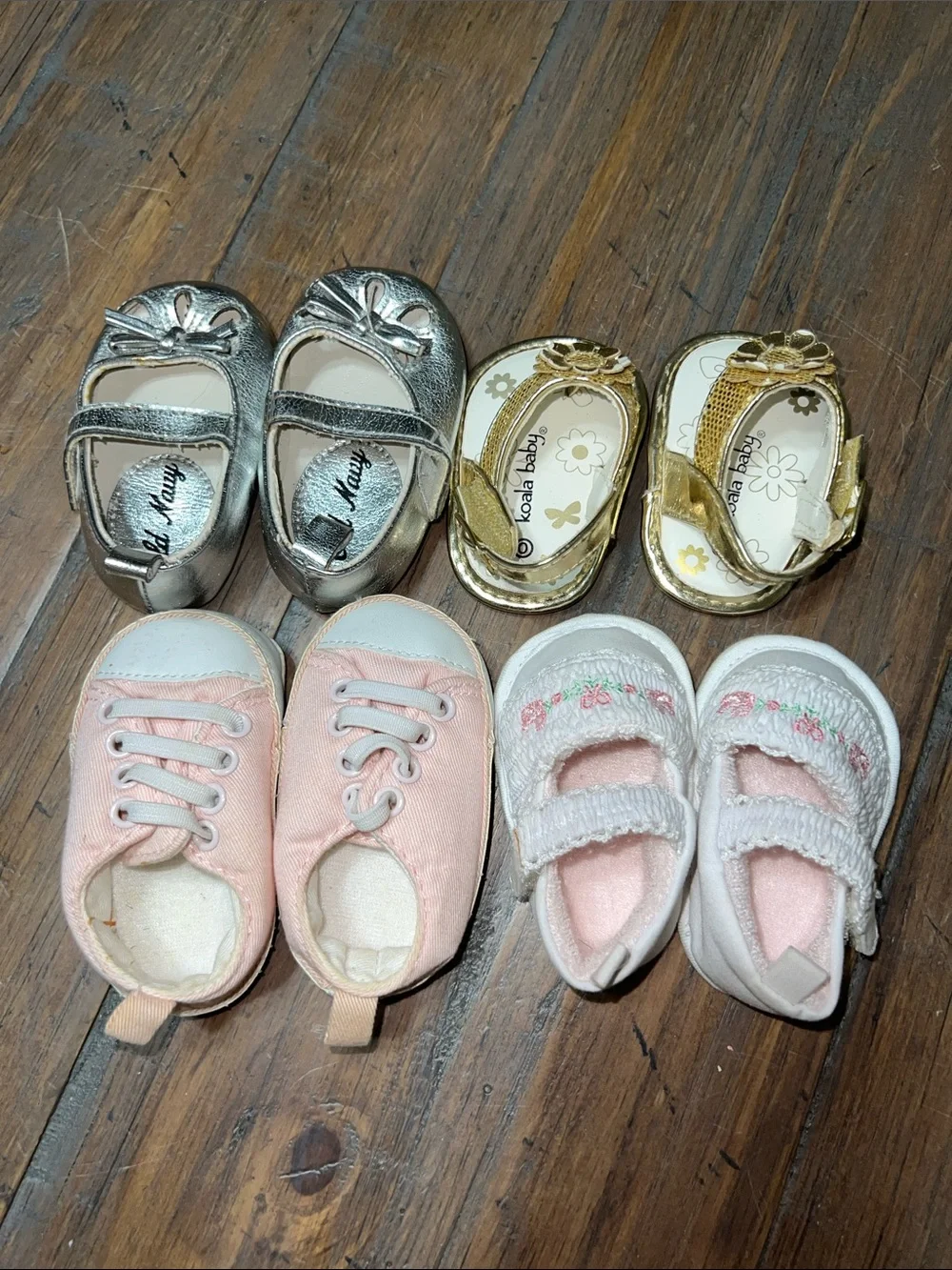 Bundle of newborn baby girl shoes and sandals. All size zero/one. - Picture 1 of 2